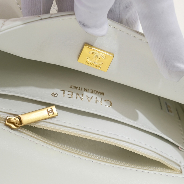 シャネルバッグ全体デザイン